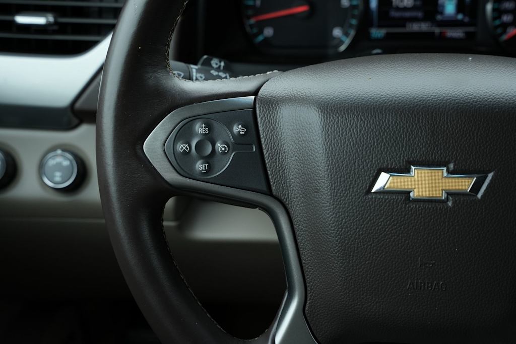 Thumbnail: 2018 Chevrolet Tahoe - 20