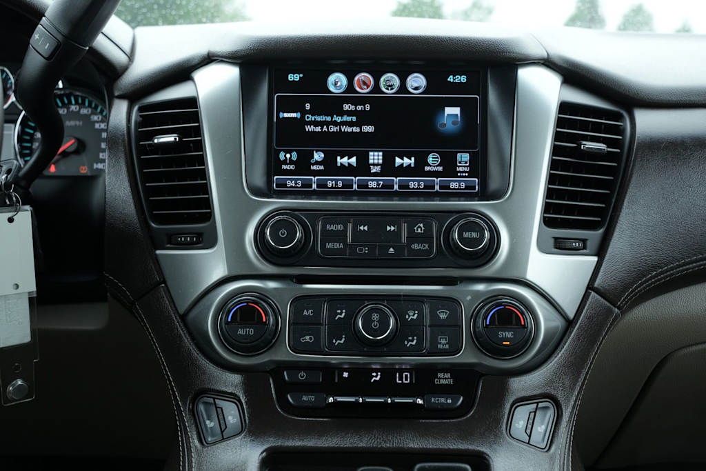 Thumbnail: 2018 Chevrolet Tahoe - 15