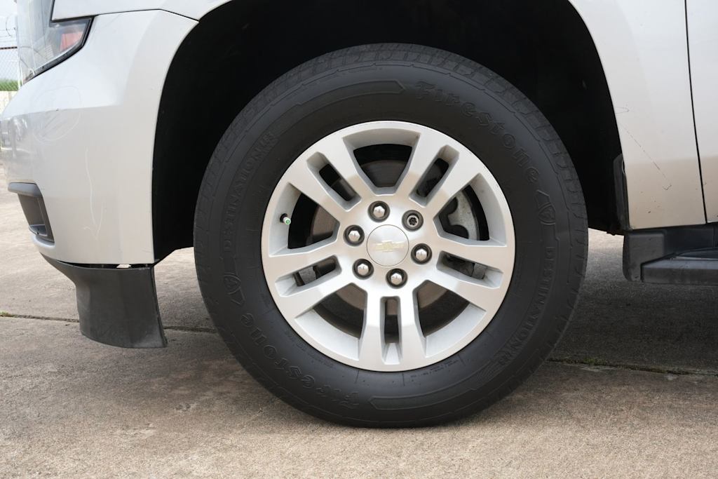 Thumbnail: 2019 Chevrolet Tahoe - 8