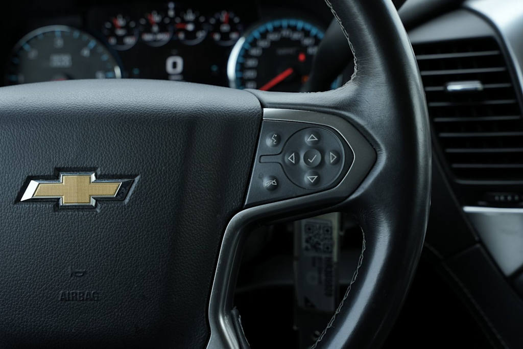 Thumbnail: 2017 Chevrolet Tahoe - 21