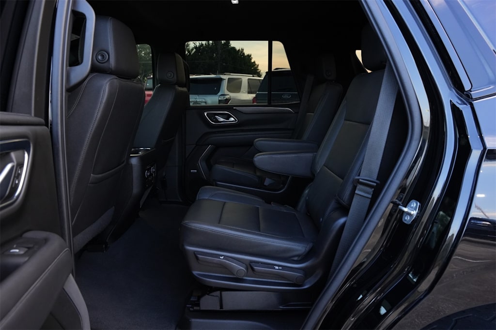 Thumbnail: 2022 Chevrolet Tahoe - 11