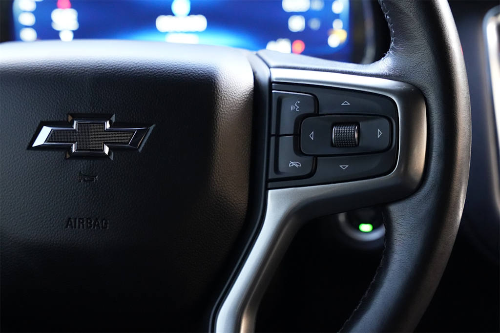 Thumbnail: 2022 Chevrolet Tahoe - 24