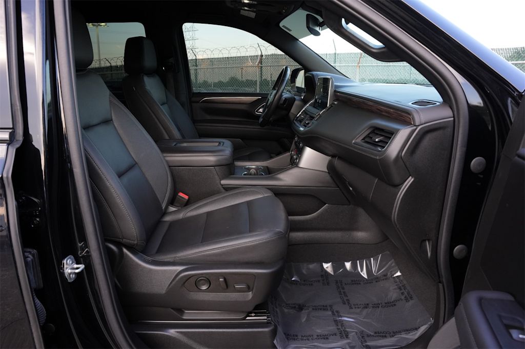 Thumbnail: 2022 Chevrolet Tahoe - 10