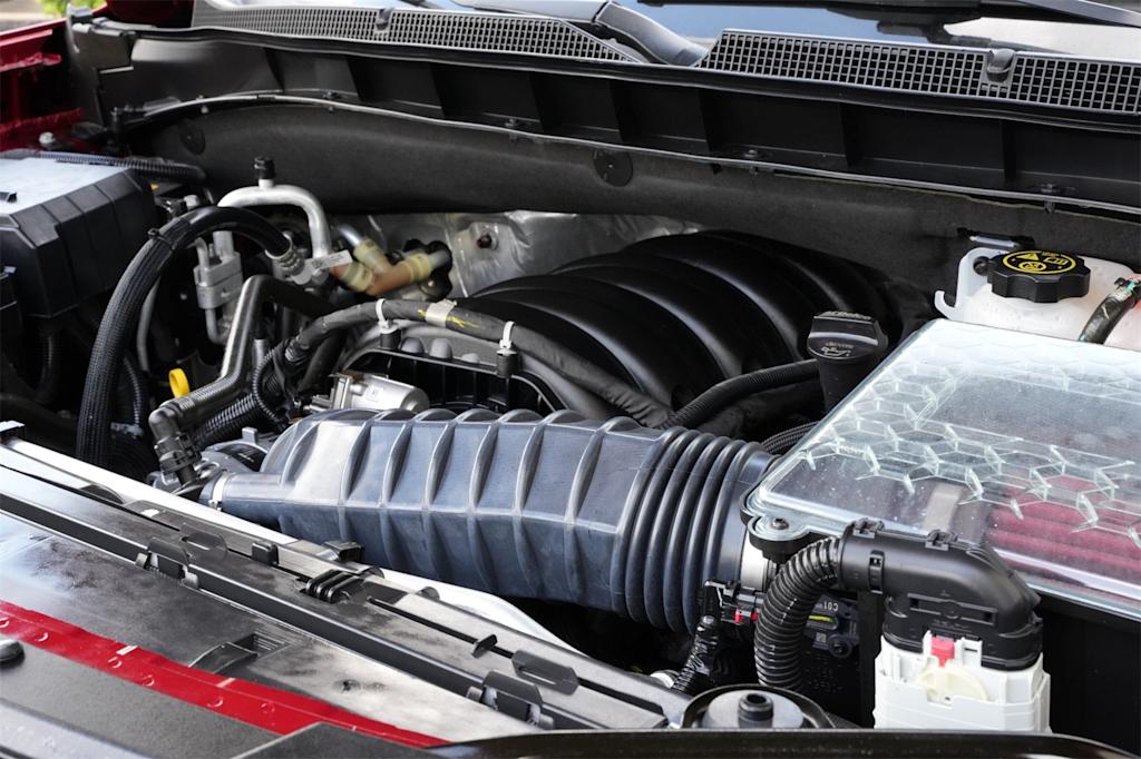 Thumbnail: 2023 Chevrolet Tahoe - 9