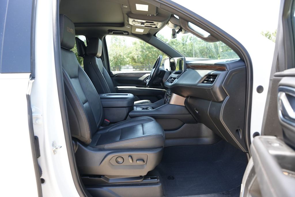 Thumbnail: 2023 Chevrolet Tahoe - 10