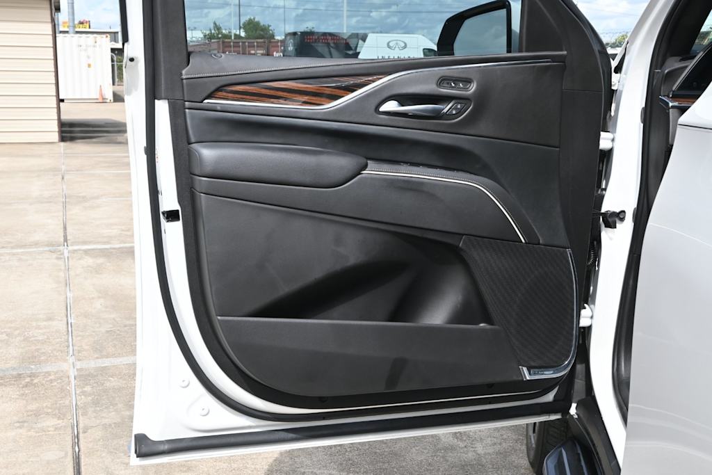 Thumbnail: 2024 Cadillac Escalade - 24