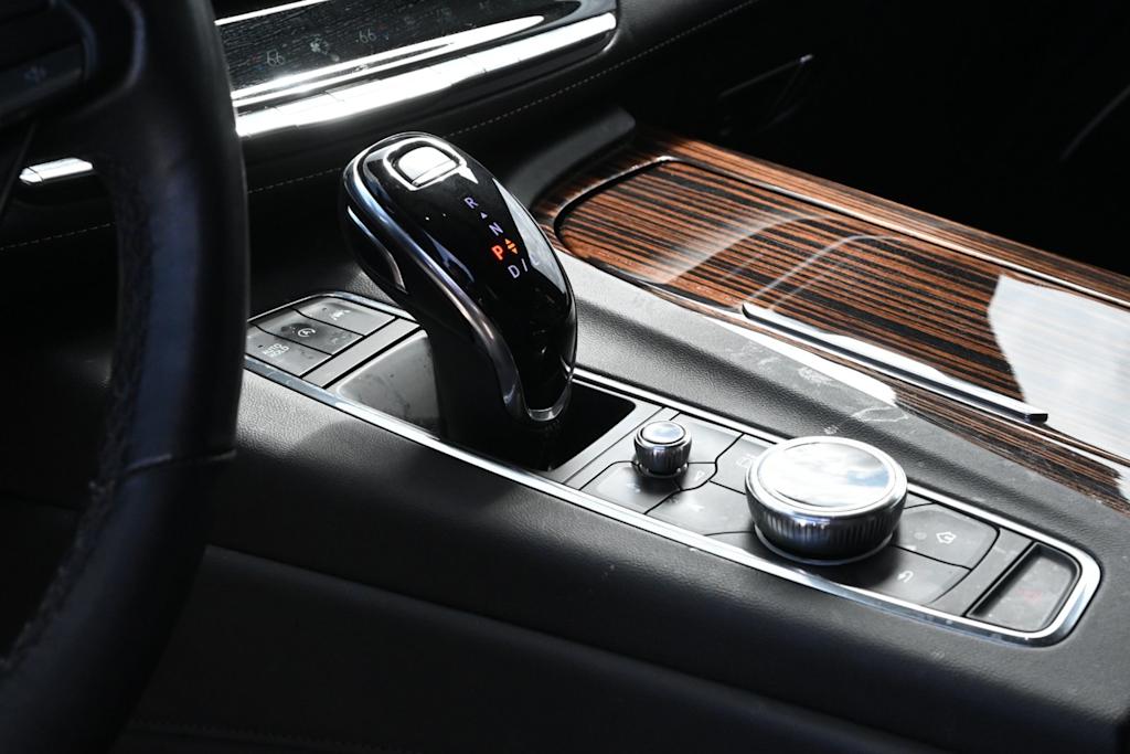 Thumbnail: 2024 Cadillac Escalade - 16