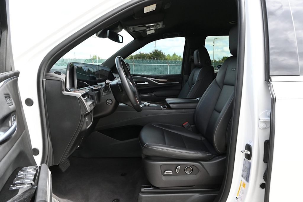 Thumbnail: 2024 Cadillac Escalade - 10