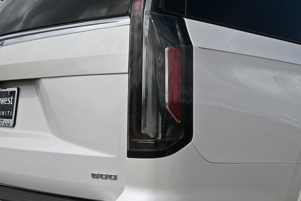 Thumbnail: 2024 Cadillac Escalade - 25