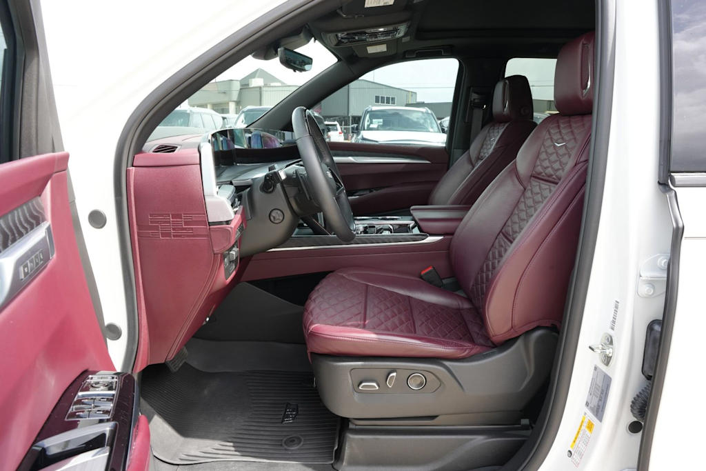 Thumbnail: 2025 Cadillac Escalade - 10