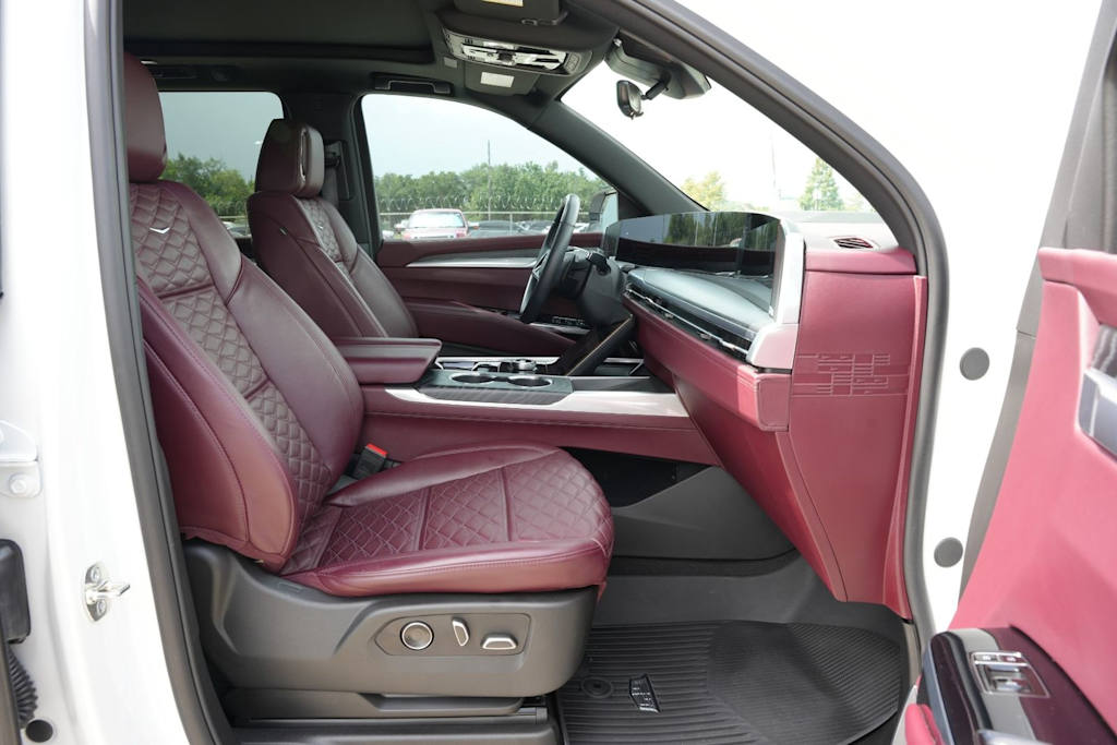 Thumbnail: 2025 Cadillac Escalade - 11