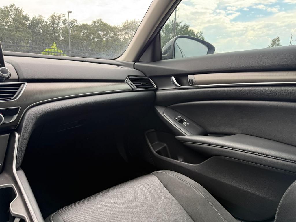 Thumbnail: 2019 Honda Accord - 19