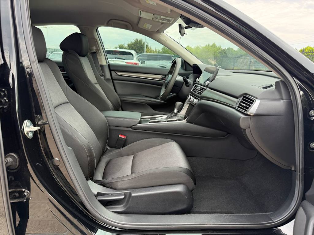 Thumbnail: 2019 Honda Accord - 10