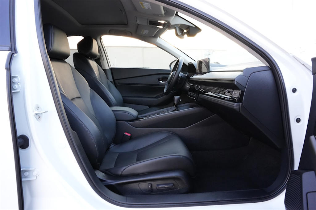 Thumbnail: 2023 Honda Accord - 11