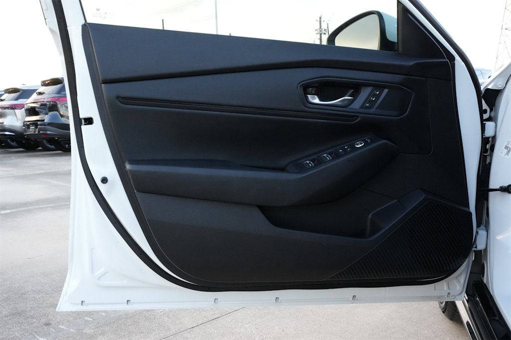 Thumbnail: 2023 Honda Accord - 26