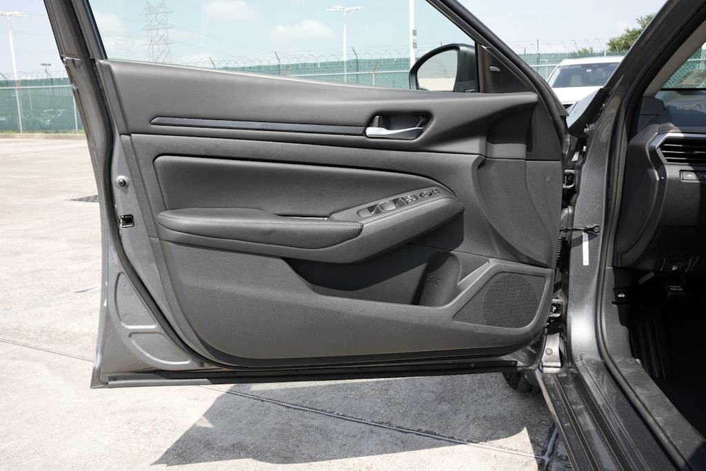 Thumbnail: 2024 Nissan Altima - 21