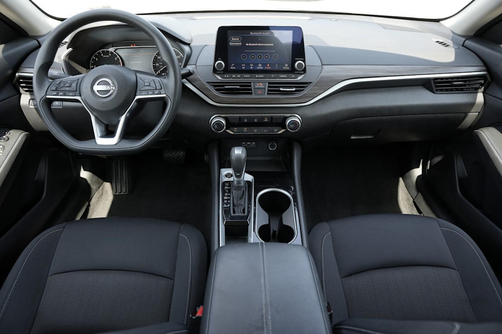 Thumbnail: 2024 Nissan Altima - 2