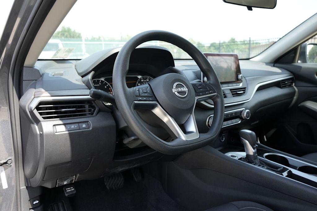 Thumbnail: 2024 Nissan Altima - 10