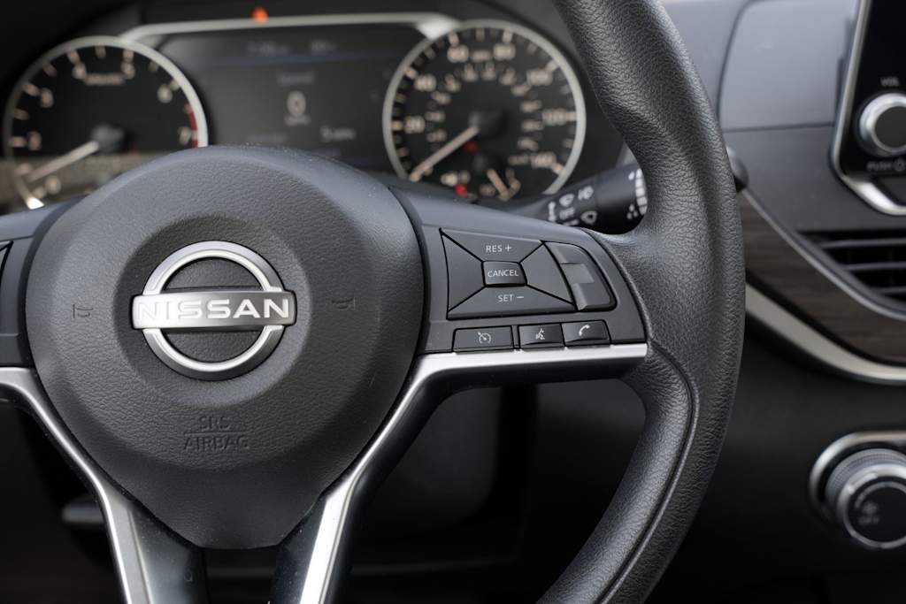 Thumbnail: 2024 Nissan Altima - 19