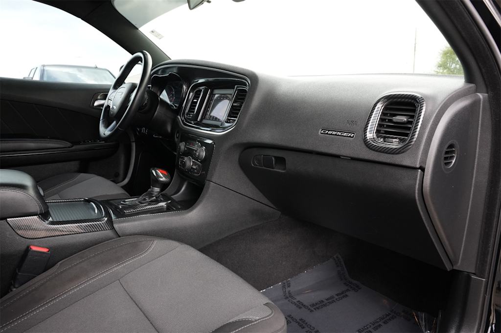 Thumbnail: 2021 Dodge Charger - 14