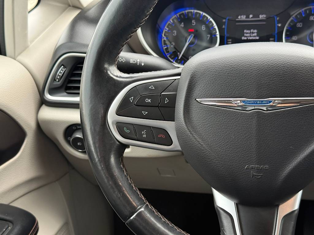 Thumbnail: 2017 Chrysler Pacifica - 19