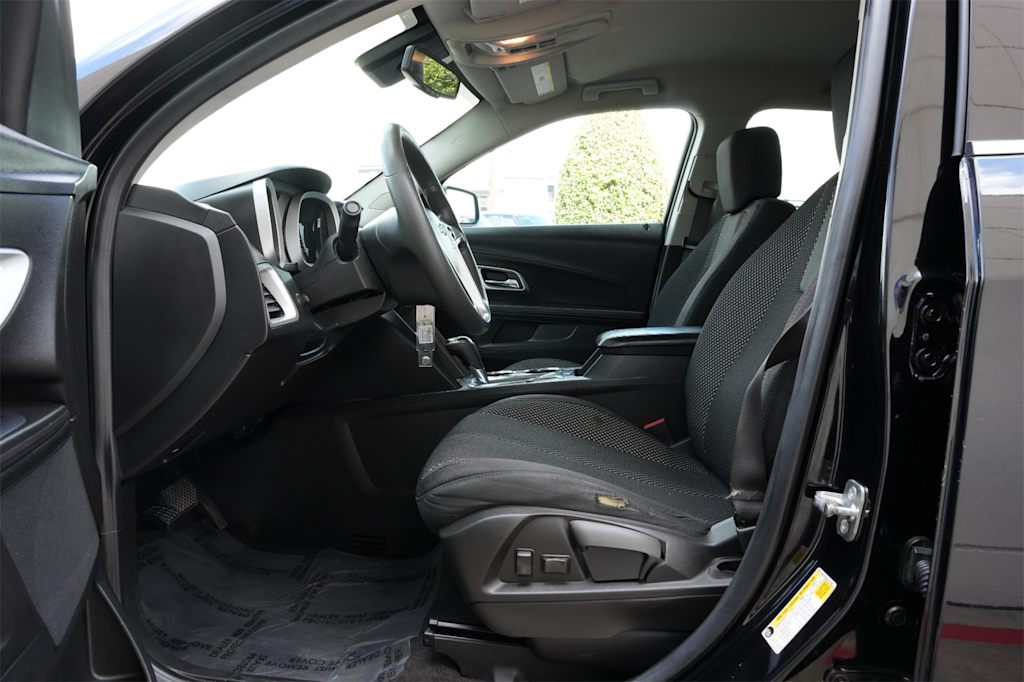 Thumbnail: 2016 Chevrolet Equinox - 10