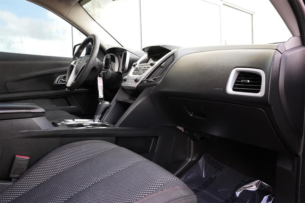 Thumbnail: 2016 Chevrolet Equinox - 14