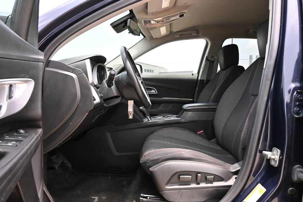 Thumbnail: 2017 Chevrolet Equinox - 10