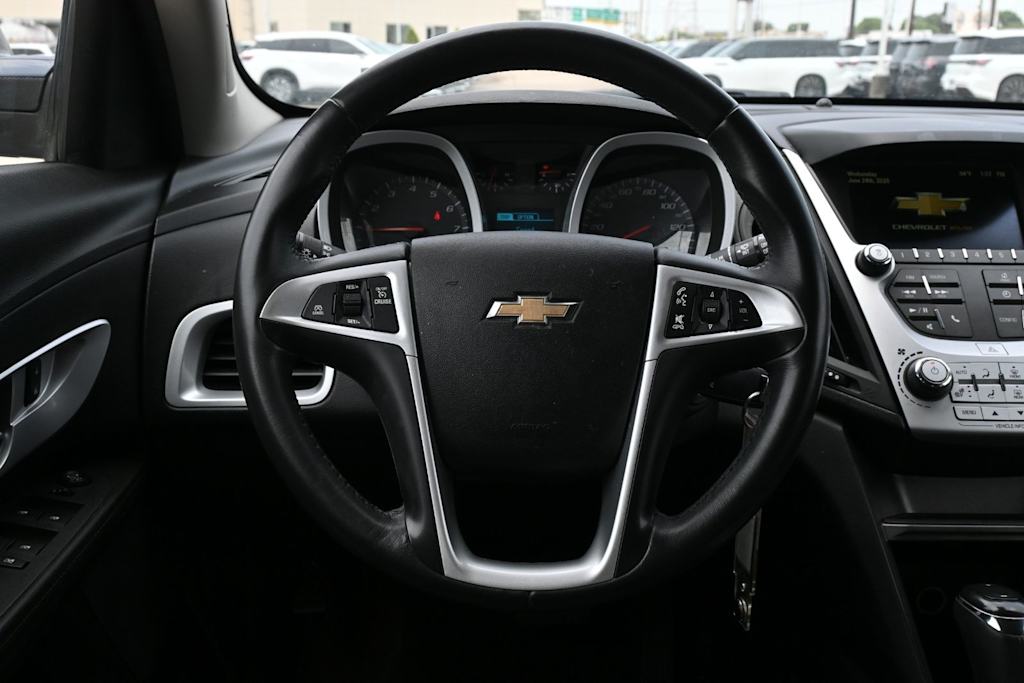 Thumbnail: 2017 Chevrolet Equinox - 9