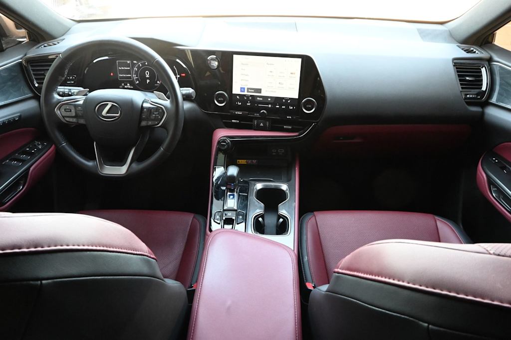 Thumbnail: 2024 Lexus ES - 2