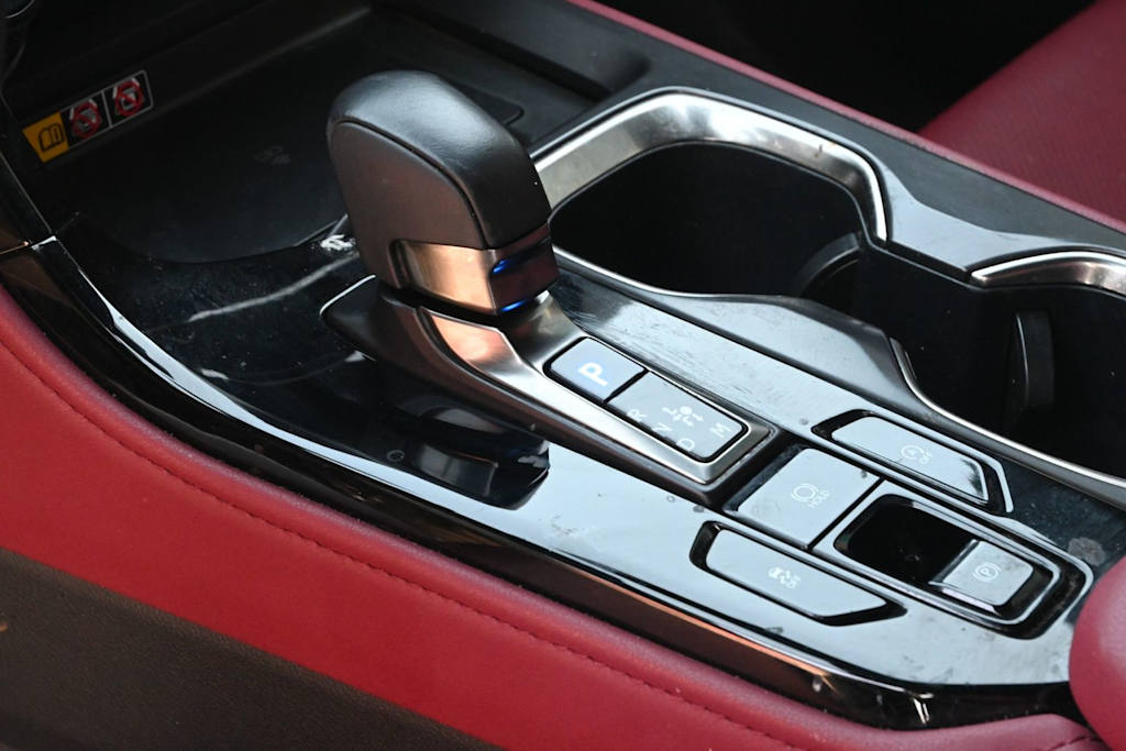 Thumbnail: 2024 Lexus ES - 15