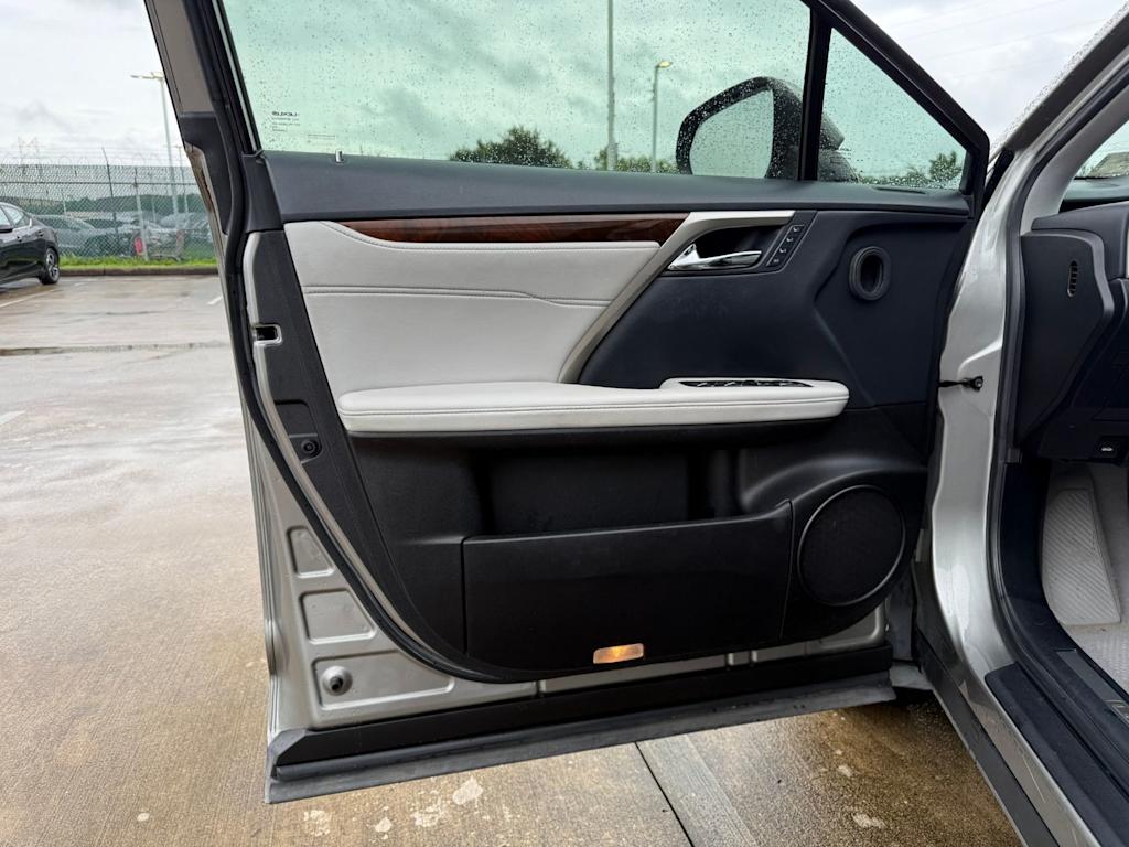 Thumbnail: 2019 Lexus RX - 23