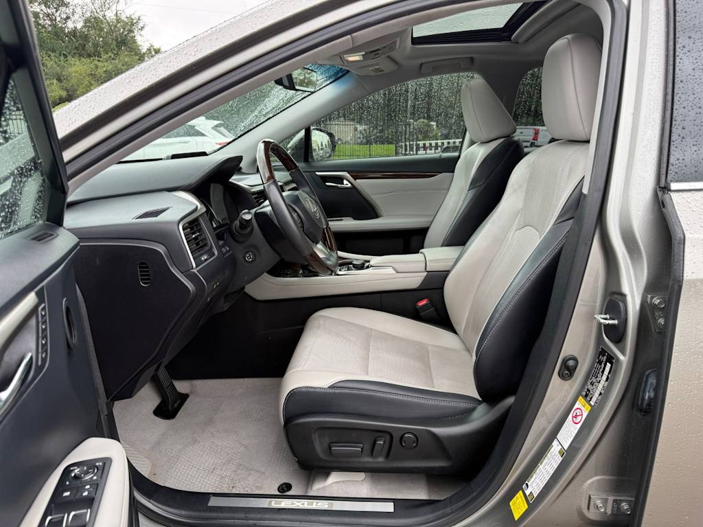 Thumbnail: 2019 Lexus RX - 8