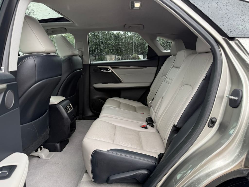Thumbnail: 2019 Lexus RX - 10