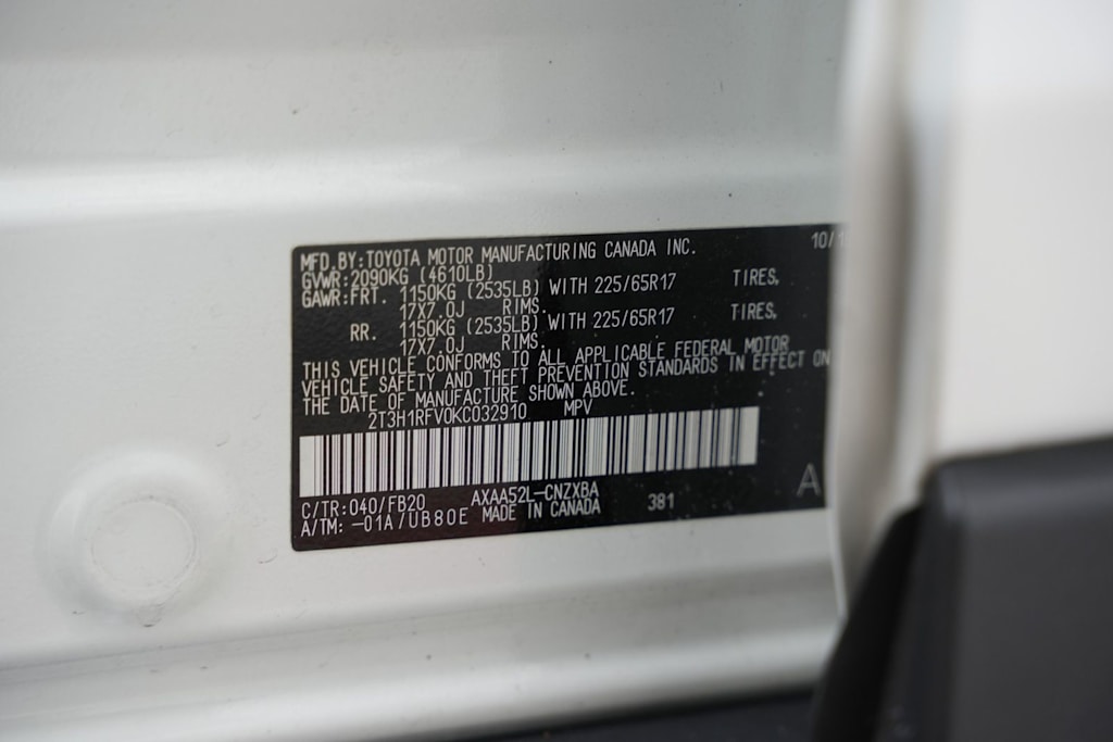 Thumbnail: 2019 Toyota RAV4 - 19