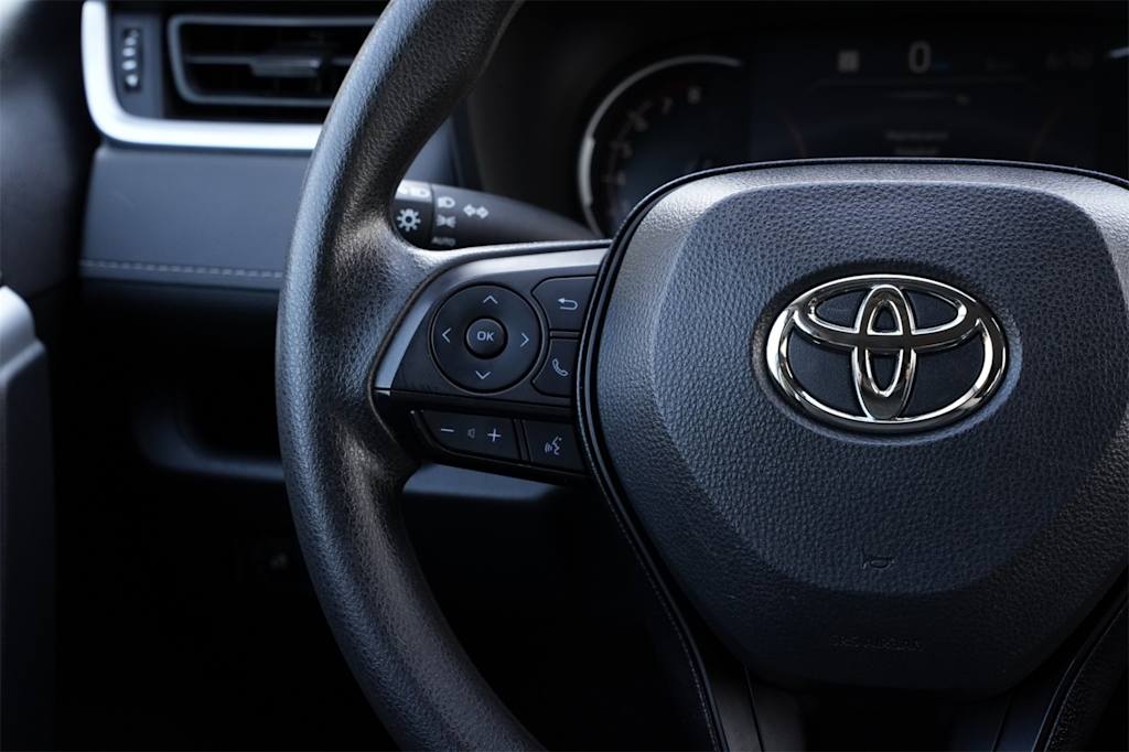 Thumbnail: 2024 Toyota RAV4 - 24