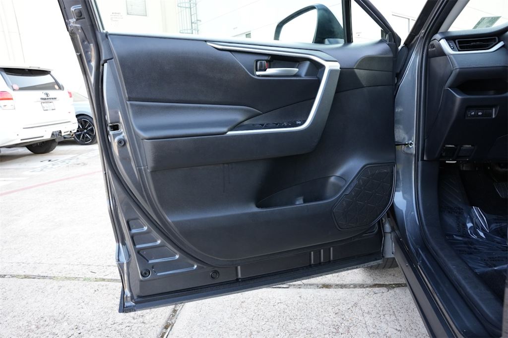 Thumbnail: 2024 Toyota RAV4 - 27