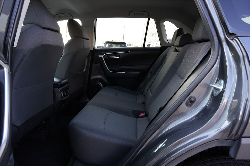 Thumbnail: 2024 Toyota RAV4 - 12