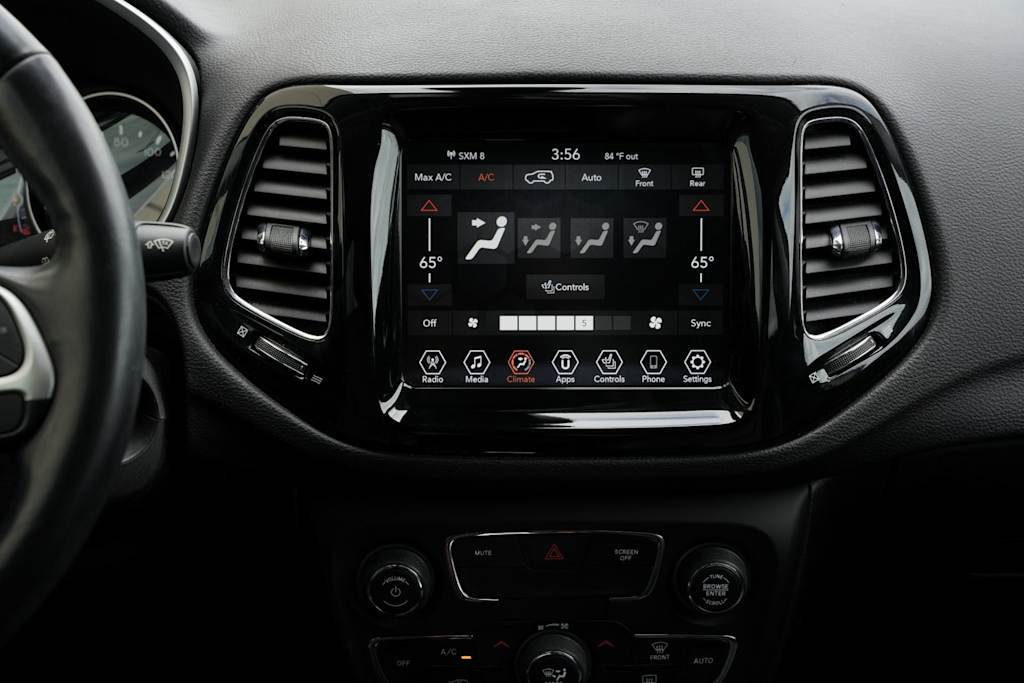 Thumbnail: 2020 Jeep Compass - 14