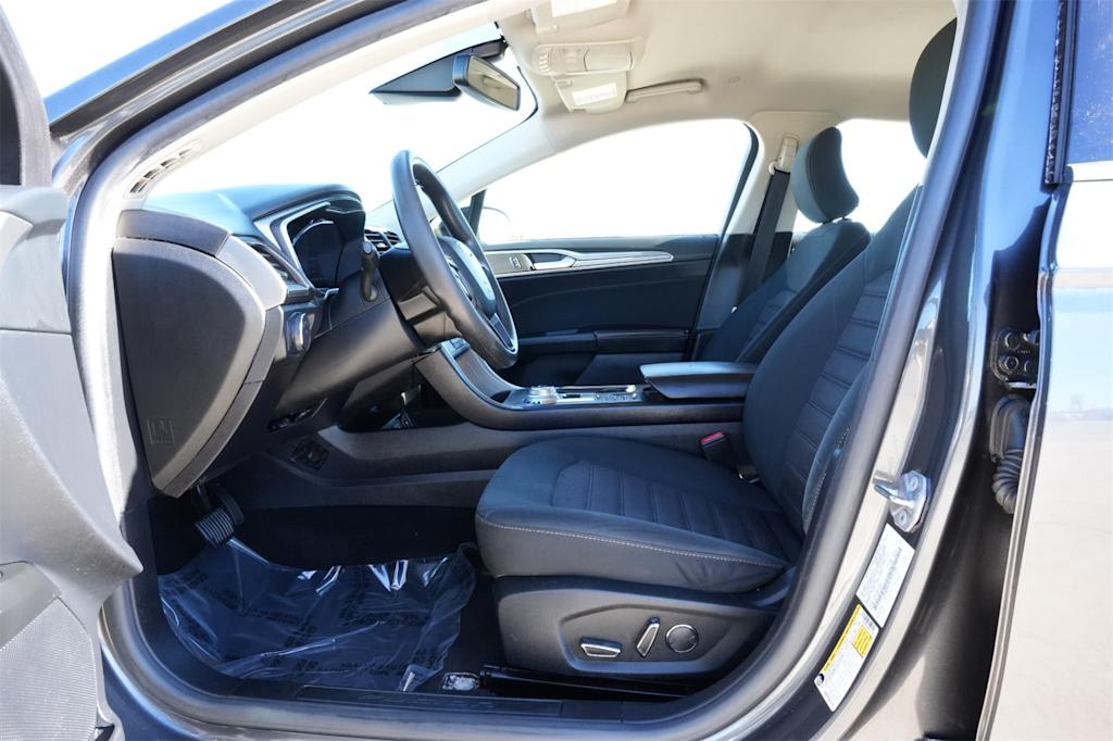 Thumbnail: 2020 Ford Fusion - 11