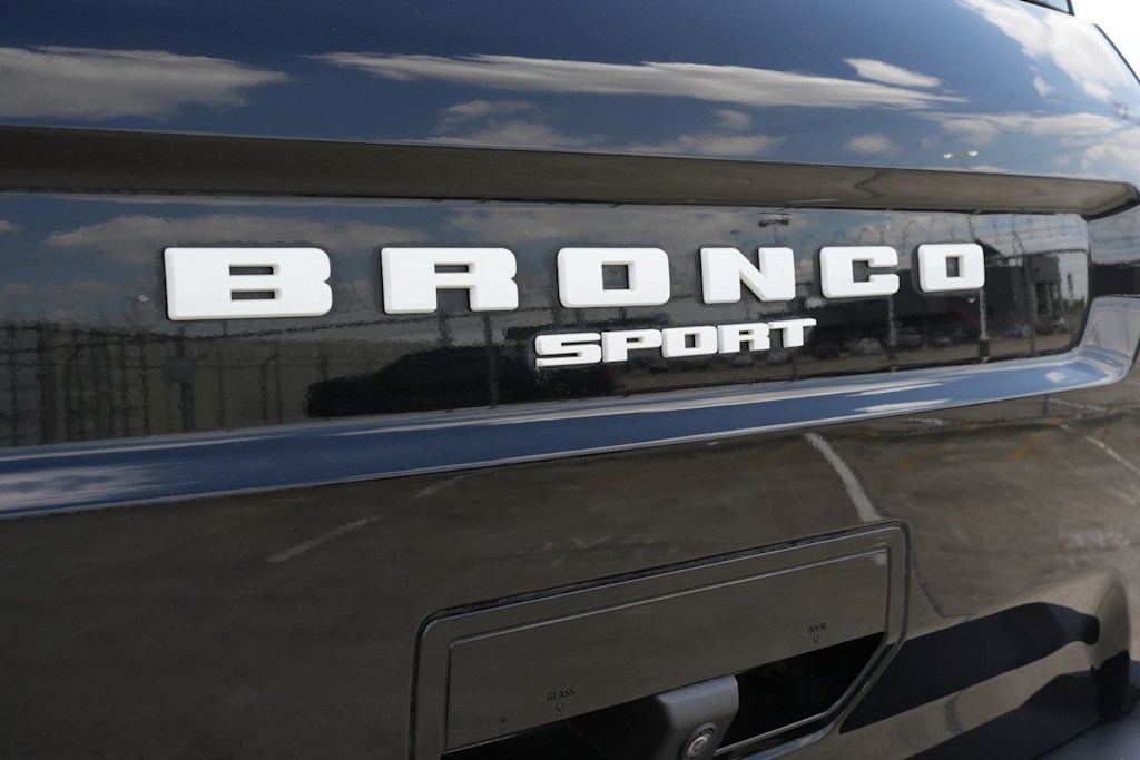 Thumbnail: 2021 Ford Bronco Sport - 7