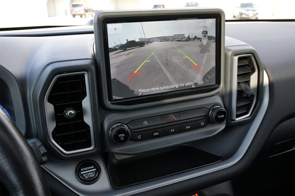 Thumbnail: 2021 Ford Bronco Sport - 26