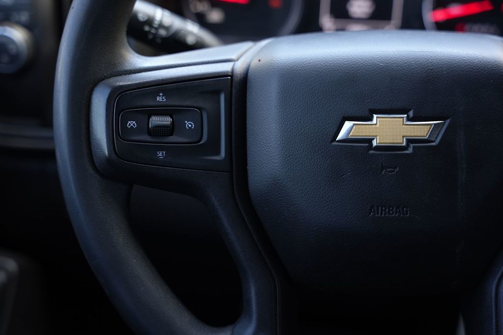 Thumbnail: 2020 Chevrolet Silverado 1500 - 18