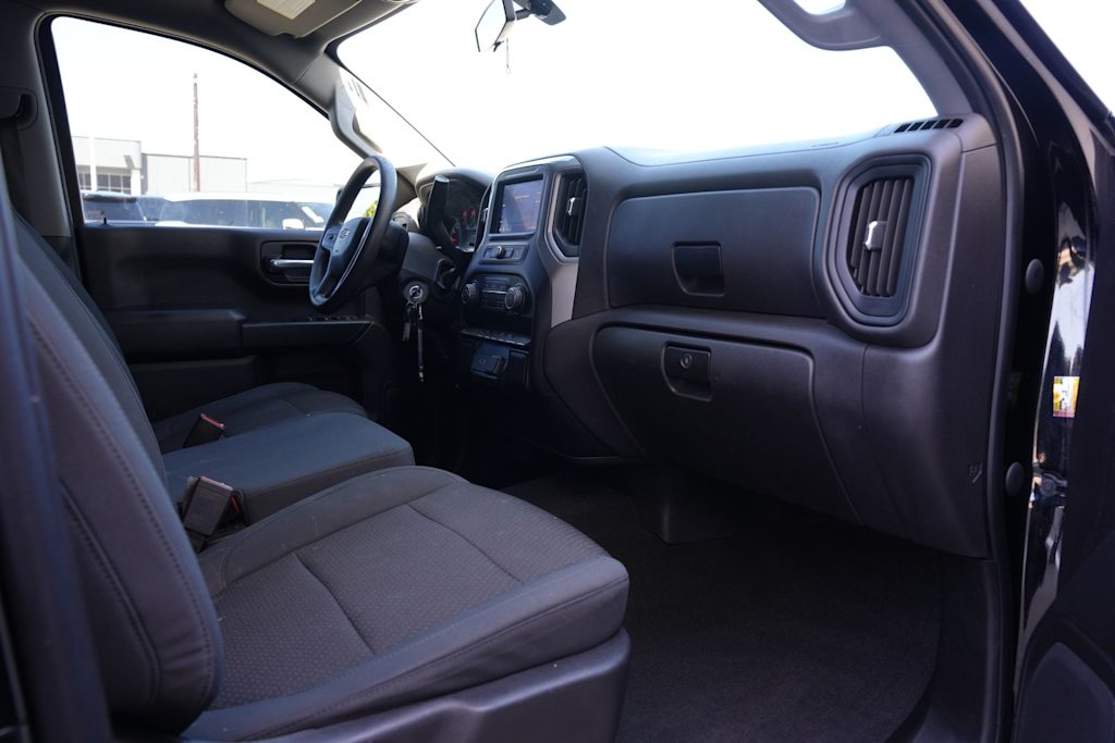 Thumbnail: 2020 Chevrolet Silverado 1500 - 13