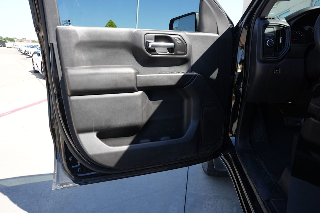 Thumbnail: 2020 Chevrolet Silverado 1500 - 21
