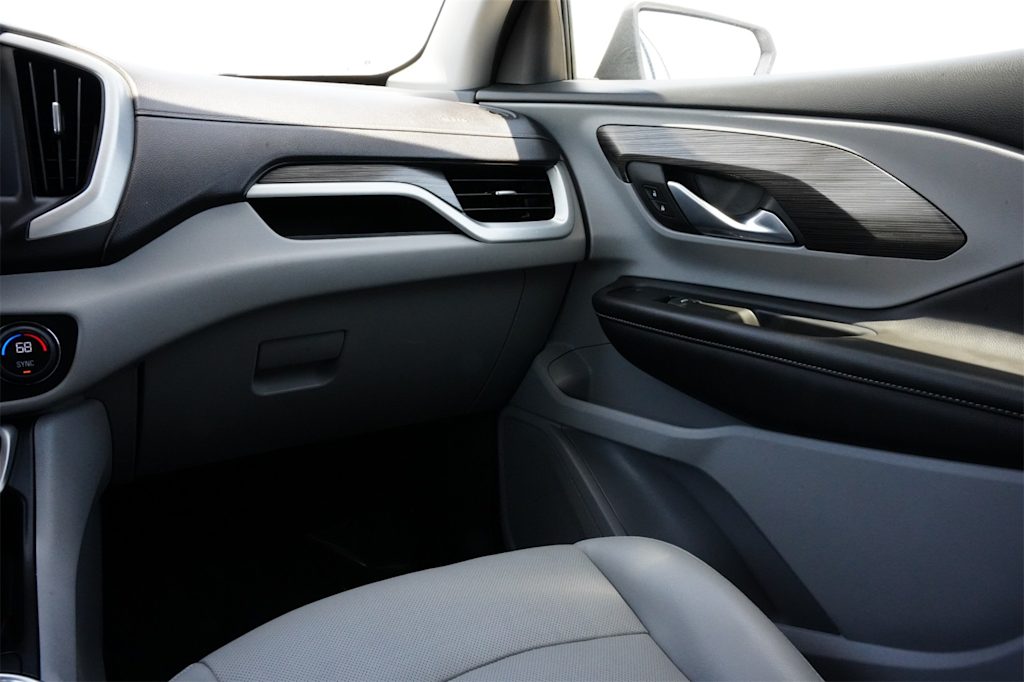 Thumbnail: 2023 GMC Terrain - 21