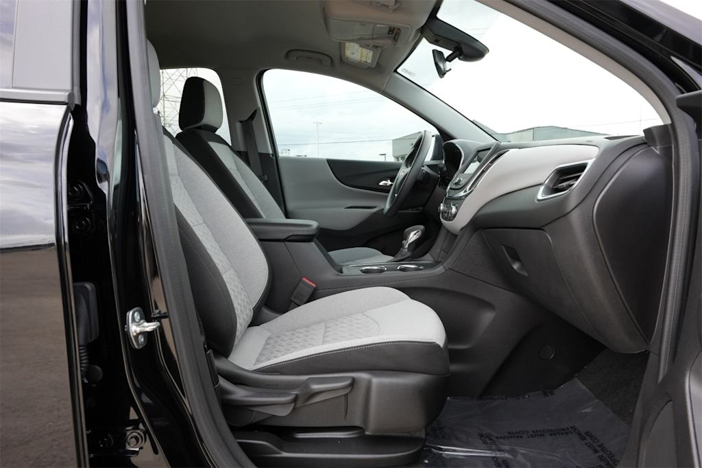 Thumbnail: 2024 Chevrolet Equinox - 11