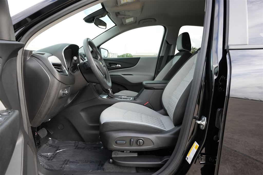 Thumbnail: 2024 Chevrolet Equinox - 10