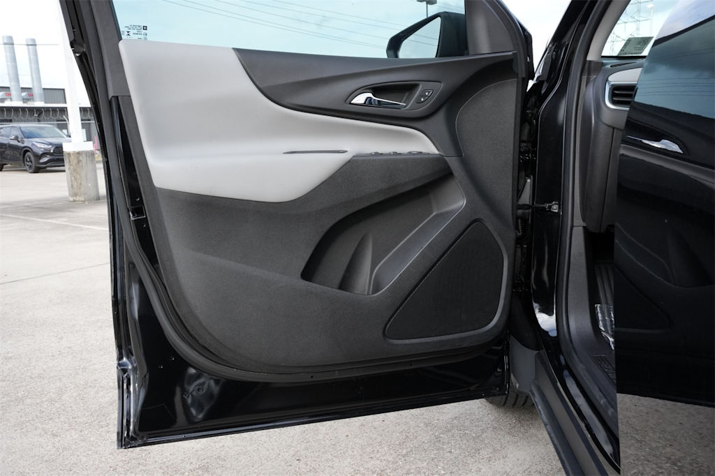 Thumbnail: 2024 Chevrolet Equinox - 25