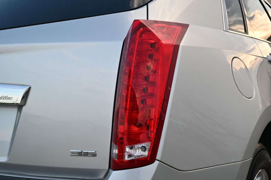 Thumbnail: 2014 Cadillac SRX - 24